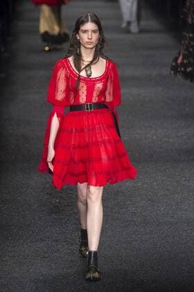 216116 Marineau Starface 2017-03-06 Paris France Paris Fashion Week. Defile PAP automne-hiver. Alexander Mc Queen Alexander McQueen , autumn-winter 2017 Paris, France Editorial use only _sans_perso  Copyright: xMarineaux STAR_216116_021