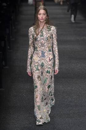 216116 Marineau Starface 2017-03-06 Paris France Paris Fashion Week. Defile PAP automne-hiver. Alexander Mc Queen Alexander McQueen , autumn-winter 2017 Paris, France Editorial use only _sans_perso  Copyright: xMarineaux STAR_216116_036