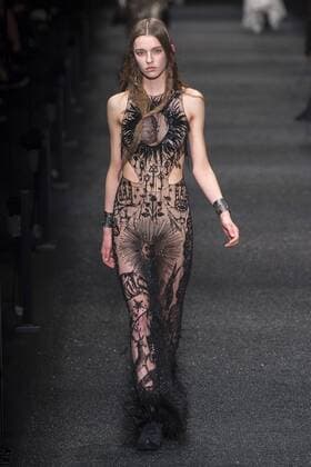 216116 Marineau Starface 2017-03-06 Paris France Paris Fashion Week. Defile PAP automne-hiver. Alexander Mc Queen Alexander McQueen , autumn-winter 2017 Paris, France Editorial use only _sans_perso  Copyright: xMarineaux STAR_216116_041