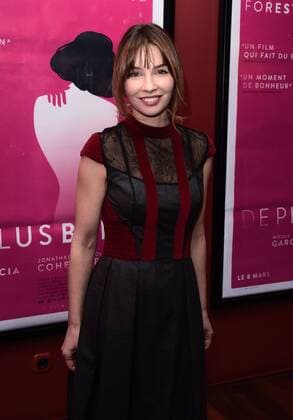 Alix Benezech CELEBRITIES : Filmpremiere DE PLUS BELLE - Paris - 06 03 2017 FedericoPestellini Panoramic 