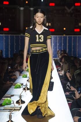 216125 Marineau Starface 2017-03-06 Paris France Paris Fashion Week. Defile PAP automne-hiver. Fenty x Puma by Rihanna. Fenty x Puma by Rihanna autumn winter 2017. Fenty x Puma by Rihanna, autumn-winter 2017 Paris, France Editorial use only _sans_perso  Copyright: xMarineaux STAR_216125_025
