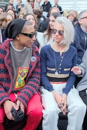 216129 Serge Arnal Starface 2017-03-07 Paris France Paris Fashion Week. Defile Chanel PAP automne-hiver. People. Paris fashion week. Chanel, autumn, winter 2017. People Williams, Pharrell; Delevingne, Cara  Copyright: xSergexArnalx xStarfacex STAR_216129_093