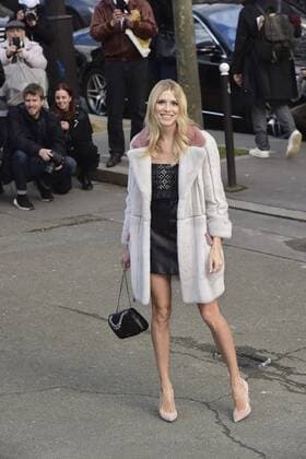 Paris Fashion Week - Gäste der Miu Miu Show Elena Perminova CELEBRITIES : Ankunft zur Modenschau von Miu Miu - Paris - 07 03 2017 JBAutissier Panoramic 