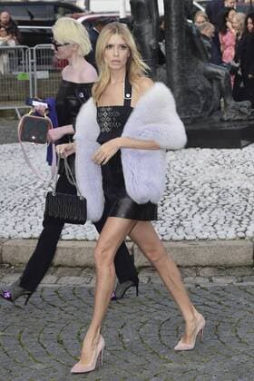 Paris Fashion Week - Gäste der Miu Miu Show Elena Perminova CELEBRITIES : Ankunft zur Modenschau von Miu Miu - Paris - 07 03 2017 JBAutissier Panoramic 