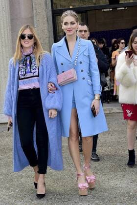 Paris Fashion Week - Gäste der Miu Miu Show Vlentina et Chiara Ferragni CELEBRITIES : Ankunft zur Modenschau von Miu Miu - Paris - 07 03 2017 JBAutissier Panoramic 