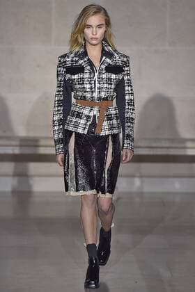 . 07 03 2017. Paris, France. Louis Vuitton show at Paris Fashion Week for Autumn Winter 2017.  xi-Imagesx IIM-14598-0046