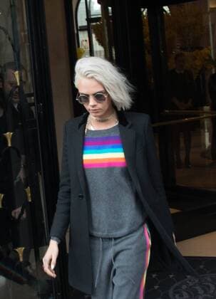 216137 Gitalien Starface 2017-03-07 Etats-Unis Paris Fashion Week. Cara Delevingne lors de son depart de l hotel george v le 07 03 2017 Delevingne, Cara  Copyright: xGitalienx STAR_216137_002