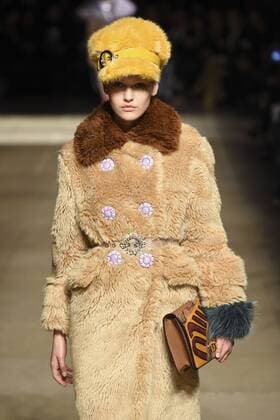 216148 Marineau Starface 2017-03-07 Paris France Paris Fashion Week. Defile PAP automne-hiver. Miu Miu. Miu Miu, autumn-winter 2017 Miu Miu, autumn-winter 2017 Paris, France Editorial use only _sans_perso  Copyright: xMarineaux STAR_216148_005