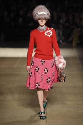 216148 Marineau Starface 2017-03-07 Paris France Paris Fashion Week. Defile PAP automne-hiver. Miu Miu. Miu Miu, autumn-winter 2017 Miu Miu, autumn-winter 2017 Paris, France Editorial use only _sans_perso  Copyright: xMarineaux STAR_216148_024