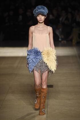 216148 Marineau Starface 2017-03-07 Paris France Paris Fashion Week. Defile PAP automne-hiver. Miu Miu. Miu Miu, autumn-winter 2017 Miu Miu, autumn-winter 2017 Paris, France Editorial use only _sans_perso  Copyright: xMarineaux STAR_216148_040
