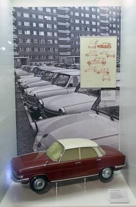 Deutschland, Bonn, 09.03.2017 Ausstellung im Haus der Geschichte: Geliebt, Gebraucht, Gehasst. Die Deutschen und ihre Autos Foto: 1961 entwickeln die Automobilwerke in Eisenach und Zwickau den Trabant Nachfolger P 100. Das Politbuero lehnte die Produktion jedoch ab. Ausstellung: Geliebt, Gebraucht, Gehasst. Die Deutschen und ihre Autos
