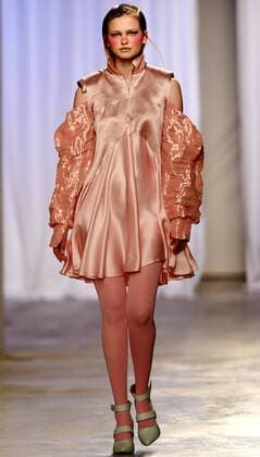 (170311) -- LISBON, March 11, 2017 -- A model presents a creation of designer David Ferreira at the Lisbon Fashion Week Fall Winter 2017 18 in Lisbon, capital of Portugal, on March 10, 2017. )(gl) PORTUGAL-LISBON-FASHION WEEK ZhangxLiyun 