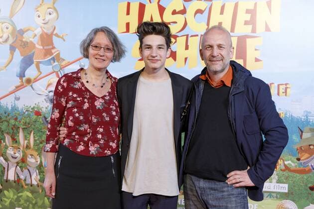 Ute von Münchow-Pohl, Noah Levi und Dirk Beinhold bei der Premiere des Kinofilms Die Häschenschule - Jagd nach dem goldenen Ei im Cinenova. Köln, 11.03.2017 Foto:xC.xHardtx xFuturexImage