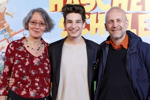 Ute von Münchow-Pohl, Noah Levi und Dirk Beinhold bei der Premiere des Kinofilms Die Häschenschule - Jagd nach dem goldenen Ei im Cinenova. Köln, 11.03.2017 Foto:xC.xHardtx xFuturexImage
