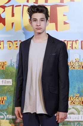 Noah Levi bei der Premiere des Kinofilms Die Häschenschule - Jagd nach dem goldenen Ei im Cinenova. Köln, 11.03.2017 Foto:xC.xHardtx xFuturexImage