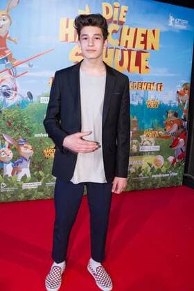 Noah Levi bei der Filmpremiere von Die Häschenjagd-Jagd nach dem Goldenen Ei am 11.03.2017 im Cinenova in Köln. Die Häschenjagd-Jagd nach dem Goldenen Ei am 11.03.2017