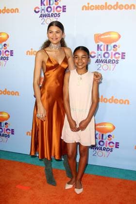 Zendaya und ihre Schwester Kaylee Stoermer Coleman bei den Nickelodeon Kids Choice Awards am 11.03.2017 in Los Angeles Nickelodeon s 2017 Kids Choice Awards in Los Angeles 