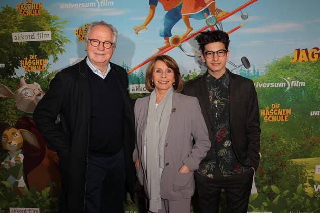 Friedrich von Thun, Senta Berger und Noah Levi Deutschlandpremiere Die Häschenschule - Jagd nach dem Goldenen Ei Mathäser Filmpalast Kino Film Fernsehen München 12.03.2017