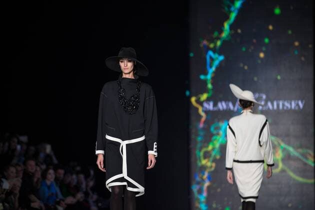 (170313) -- MOSCOW, March 12, 2017 -- Models present creations of Russian designer Slava Zaitsev during the Mercedes-Benz Fashion Week Fall Winter 2017 in Moscow, Russia, on March 12, 2017. The 6-day Mercedes-Benz Fashion Week opened Sunday in Moscow. ) (djj) RUSSIA-MOSCOW-FASHION WEEK WuxZhuang 