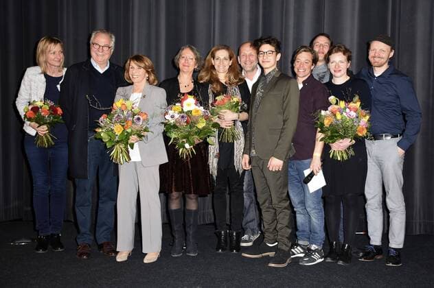 Friedrich von Thun, Senta Berger und Noah Levi mit Cast und Crew bei der Premiere des Kinofilms Die Häschenschule - Jagd nach dem goldenen Ei im Mathäser Filmpalast. München, 12.03.2017 Foto:xP.xSchönbergerx xFuturexImage