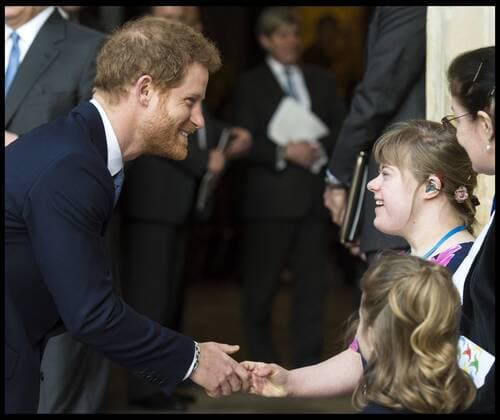 . 13 03 2017. London, United Kingdom. Prince Harry makes a flower girl smile as he shakes hands outside of Westminster Abbey following the Commonwealth Service 2017, in London, UK.  xBenxStevensx xi-Imagesx IIM-14641-0041