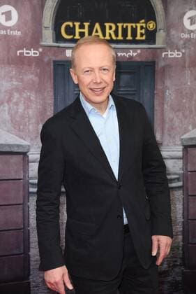 Tom Buhrow bei der Premiere Fotocall zu Charite im Langenbeck-Virchow-Haus in Berlin am 13.03.2017