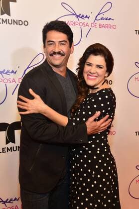 Mexican actor Gabriel Porras (L) and actress Rosalinda Rodriguez pose at the red carpet of the Mariposa de Barrio premiere at Telemundo Studios in Miami, Florida, United States, 13 March 2017. Angelica Celaya will play singer Jenni Rivera in the TV series authorized by the family of the Diva de la Banda . JENNI RIVERA S FAMILY CHOOSES ANGELICA CELAYA TO PLAY THE DIVA !ACHTUNG: NUR REDAKTIONELLE NUTZUNG!  Copyright: xGiorgioxVierax MIA001 20170314-636250503062537236