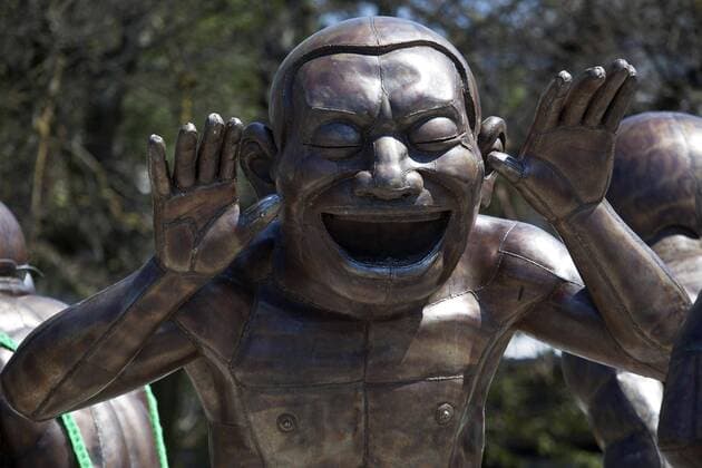 Skulpturenlabyrinth A-maze-ing Laughter, artist Yue Minjun, Skulpturen im Skulpturenpark, Vancouver, British Columbia, Kanada, Nordamerika Copyright: imageBROKER/HarryxLaub iblhal04501084.jpg