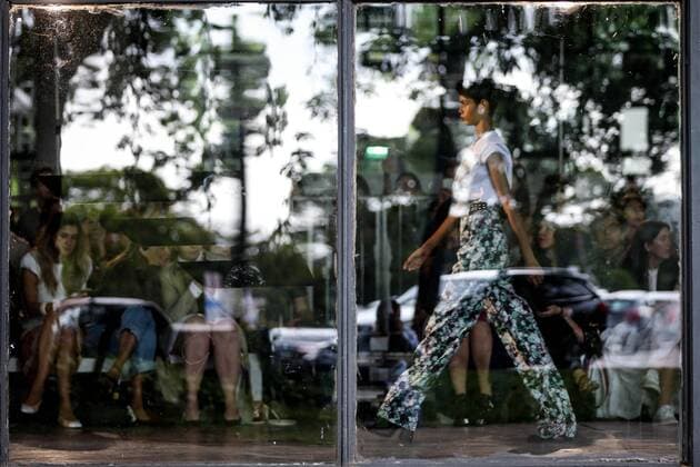 Models present creations of the brand Ellus during a fashion show at Sao Paulo Fashion Week in Sao Paulo, Brazil, 14 March 2017. SAO PAULO FASHION WEEK !ACHTUNG: NUR REDAKTIONELLE NUTZUNG!  Copyright: xFernandoxBizerraxJrx SAO001 20170314-636251240896587107