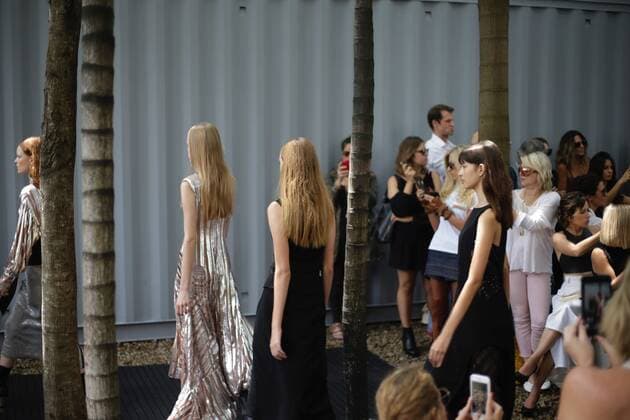 SAO PAULO, SP - 15.03.2017: SPFW N43 - Parade brand Giuliana Romanno during the 43 edition of SAO Paulo Fashion Week held at the Decameron space, SAO Paulo, SP. x1286198x  RichardxCallis