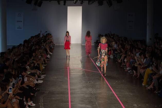March 15, 2017 - Sao Paulo, Sao Paulo, Brazil - Model presents creation by Isabela Capeto, during the Sao Paulo Fashion Week, N43 winter 2017 edition, in Sao Paulo, Brazil. Sao Paulo Brazil - ZUMAl146 20170315_zaf_l146_002 Copyright: xPauloxLopesx