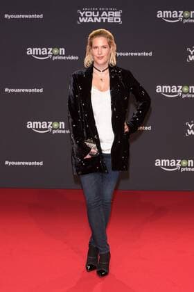 Anika Decker - Premiere der 6teiligen Amazon Serie YOU ARE WANTED in Berlin am 15.03.2017. Premiere YOU ARE WANTED