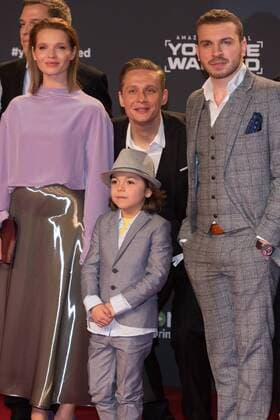 Karoline Herfurth, Matthias Scheighoefer, Franz Hagn und Edin Hasanovic - Premiere der 6teiligen Amazon Serie YOU ARE WANTED in Berlin am 15.03.2017. Premiere YOU ARE WANTED