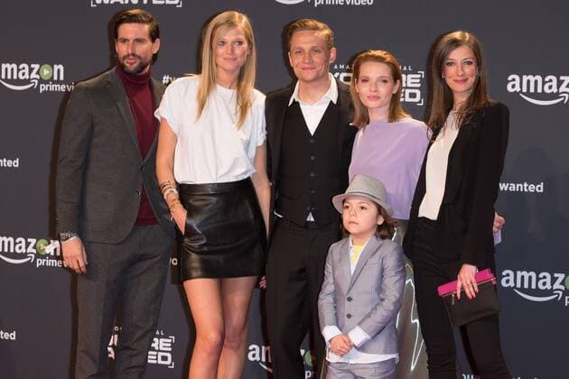 Tom Beck, Toni Garrn, Matthias Scheighoefer, Karoline Herfurth, Franz Hagn und Alexandra Maria Lara - Premiere der 6teiligen Amazon Serie YOU ARE WANTED in Berlin am 15.03.2017. Premiere YOU ARE WANTED