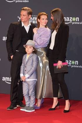 Matthias Scheighoefer, Karoline Herfurth, Franz Hagn und Alexandra Maria Lara - Premiere der 6teiligen Amazon Serie YOU ARE WANTED in Berlin am 15.03.2017. Premiere YOU ARE WANTED