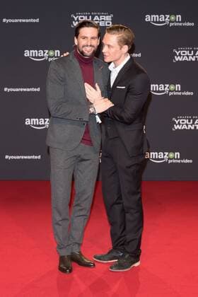 Tom Beck und Matthias Schweighoefer - Premiere der 6teiligen Amazon Serie YOU ARE WANTED in Berlin am 15.03.2017. Premiere YOU ARE WANTED