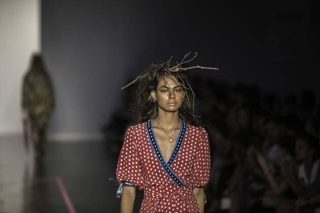 Sao Paulo Fashion Week - Isabela Capeto SÃO PAULO, SP - 15.03.2017: SPFW N43 - Parade of Isabela Capet brand during the 43 edition of São Paulo Fashion Week held at Bienal do Ibirapuera Park in Sao Paulo, SP. x1286754x  BrunoxRocha