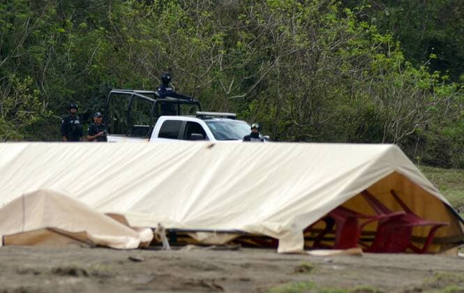 A view of the area where over 250 human skulls were found according to investigations of the Federal Police and members of the Solecito Collective, in Veracruz, Mexico, 16 March 2017. Veracruz s Attorney General Jorge Winckler confirmed the finding in clandestine graves at the area of Colinas de Santa Fe. FOUND 250 HUMAN SKULLS IN VERACRUZ !ACHTUNG: NUR REDAKTIONELLE NUTZUNG!  Copyright: xLuisxmonrroyx VER001 20170316-636252886000216741