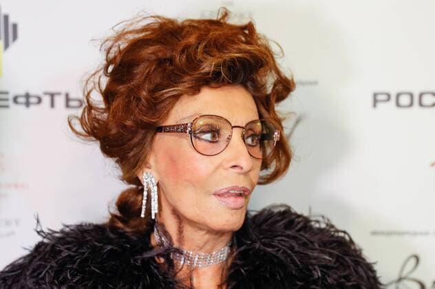 MOSCOW, RUSSIA - MARCH 18, 2017: Italian actress Sophia Loren seen ahead of a ceremony to present BraVo international music awards at the Bolshoi Theatre. Mikhail Japaridze TASS  TS044C23