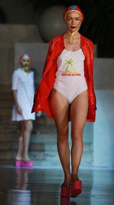 March 18, 2017 - Colombo, Sri Lanka - A model presents a creation by fashion designer Agatha Ruiz De La Prada at the Colombo fashion week on March 18, 2017 Colombo Sri Lanka  - ZUMAn230 20170318_zaa_n230_455 Copyright: xTharakaxBasnayakax