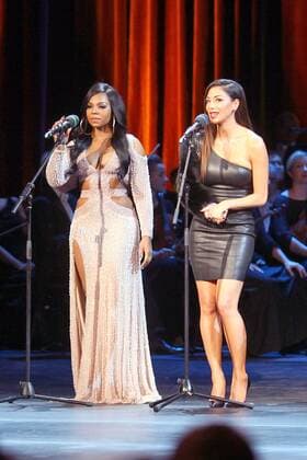 Ashanti bei den BraVo Music Awards in Moskau March 18, 2017 - ainÃªÃ¢Ã, RUSSIA - Ashanti, Nicole Scherzinger ÃainÃªÃ¢Ã RUSSIA  - ZUMAp106 20170318_zaf_p106_063 Copyright: xPersonaxStarsx