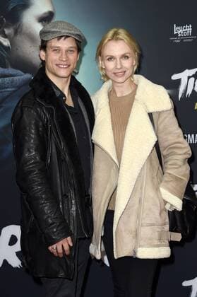Vinzenz Kiefer mit Ehefrau Masha Tokareva bei der Premiere des Kinofilms Tiger Girl im Zoo-Palast. Berlin, 20.03.2017 Foto:xF.xKernx xFuturexImage