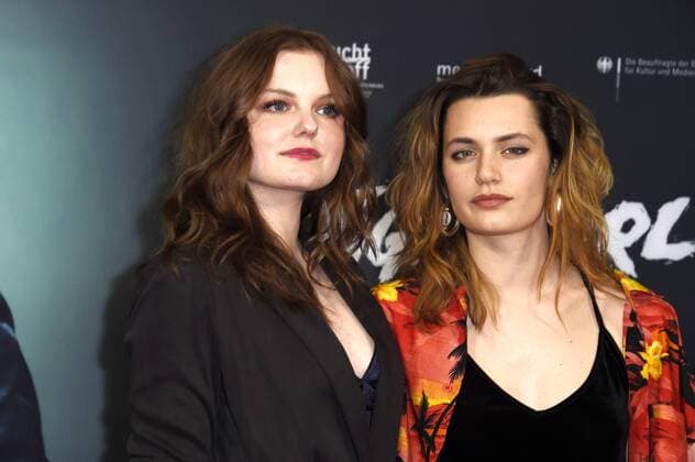 Maria Dragus und Ella Rumpf bei der Premiere des Kinofilms Tiger Girl im Zoo-Palast. Berlin, 20.03.2017 Foto:xF.xKernx xFuturexImage