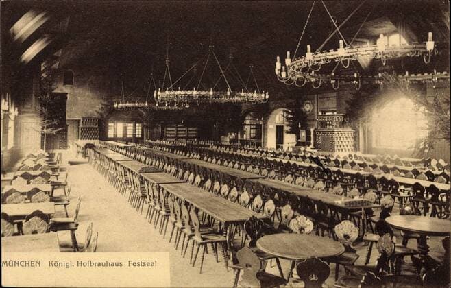 München, Blick in den Festsaal des königl. Hofbräuhauses !AUFNAHMEDATUM GESCHÄTZT!
