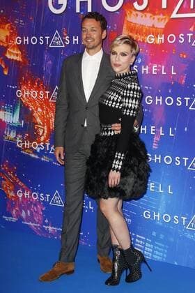 Rupert Sanders et Scarlett Johansson CELEBRITES : Avant Premiere de Ghost in the Shell - Paris - 21 03 2017 GwendolineLeGoff Panoramic 