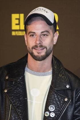 Luis Fernandez attends the premiere of the film El bar at Callao Cinema in Madrid, Spain. March 22, 2017.  (20170322089)