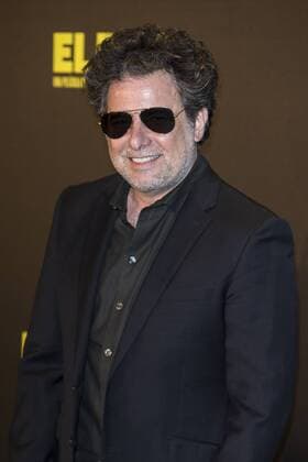 Andres Calamaro attends the premiere of the film El bar at Callao Cinema in Madrid, Spain. March 22, 2017.  (20170322111)