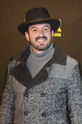 Alex Odogerti attends the premiere of the film El bar at Callao Cinema in Madrid, Spain. March 22, 2017.  (20170322131)