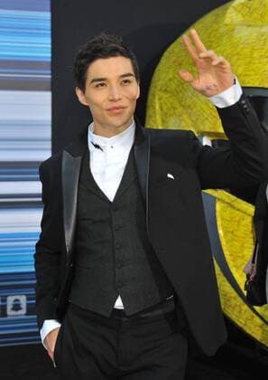 March 22, 2017 - Hollywood, California, U.S. - Ludi Lin attends The Los Angeles Premiere of Saban s Power Rangers held at The Village Theatre in Westwood, California on March 22, 2017. 2017 Hollywood U.S. - ZUMAl86_ 20170322_zaf_l86_096 Copyright: xDavexLongendykex