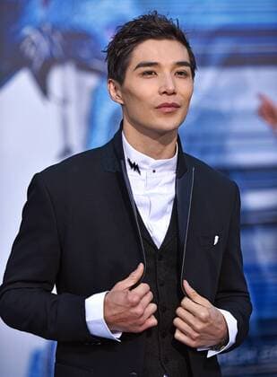 Ludi Lin attends the Power Rangers premiere at the Westwood Village Theatre in Los Angeles on March 22, 2017.  LAP20170322819 CHRISTINExCHEW